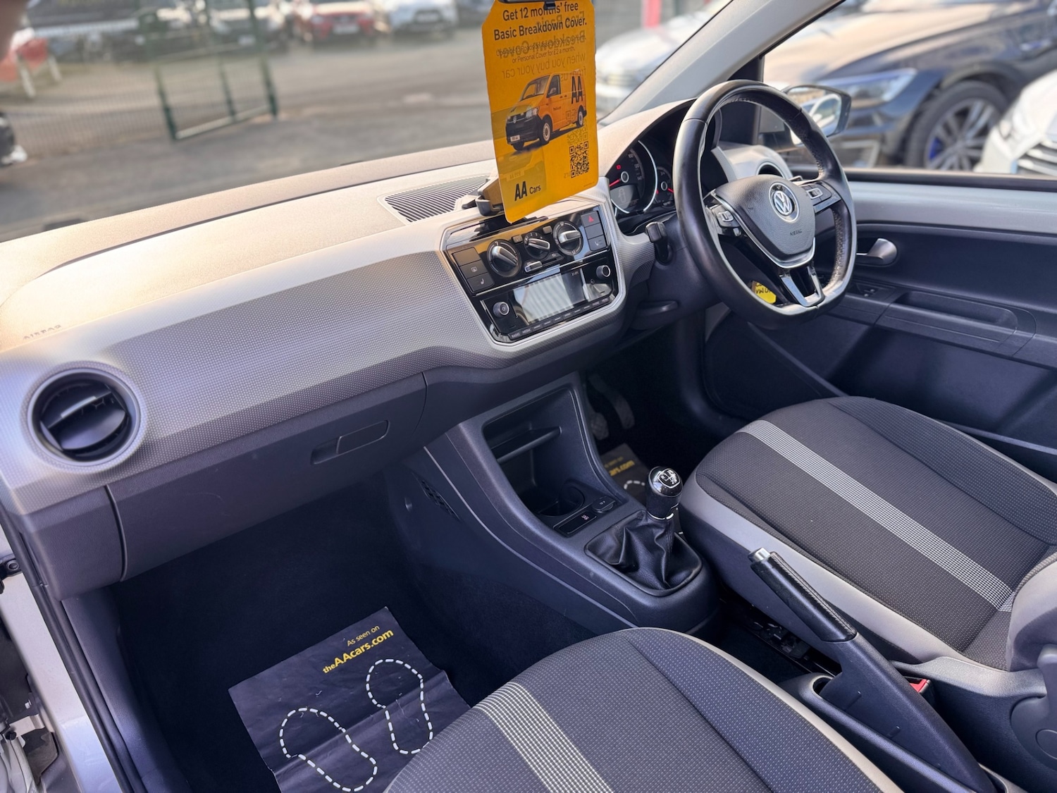 Used Volkswagen up! 2017 for sale - 76157466: Photo 19