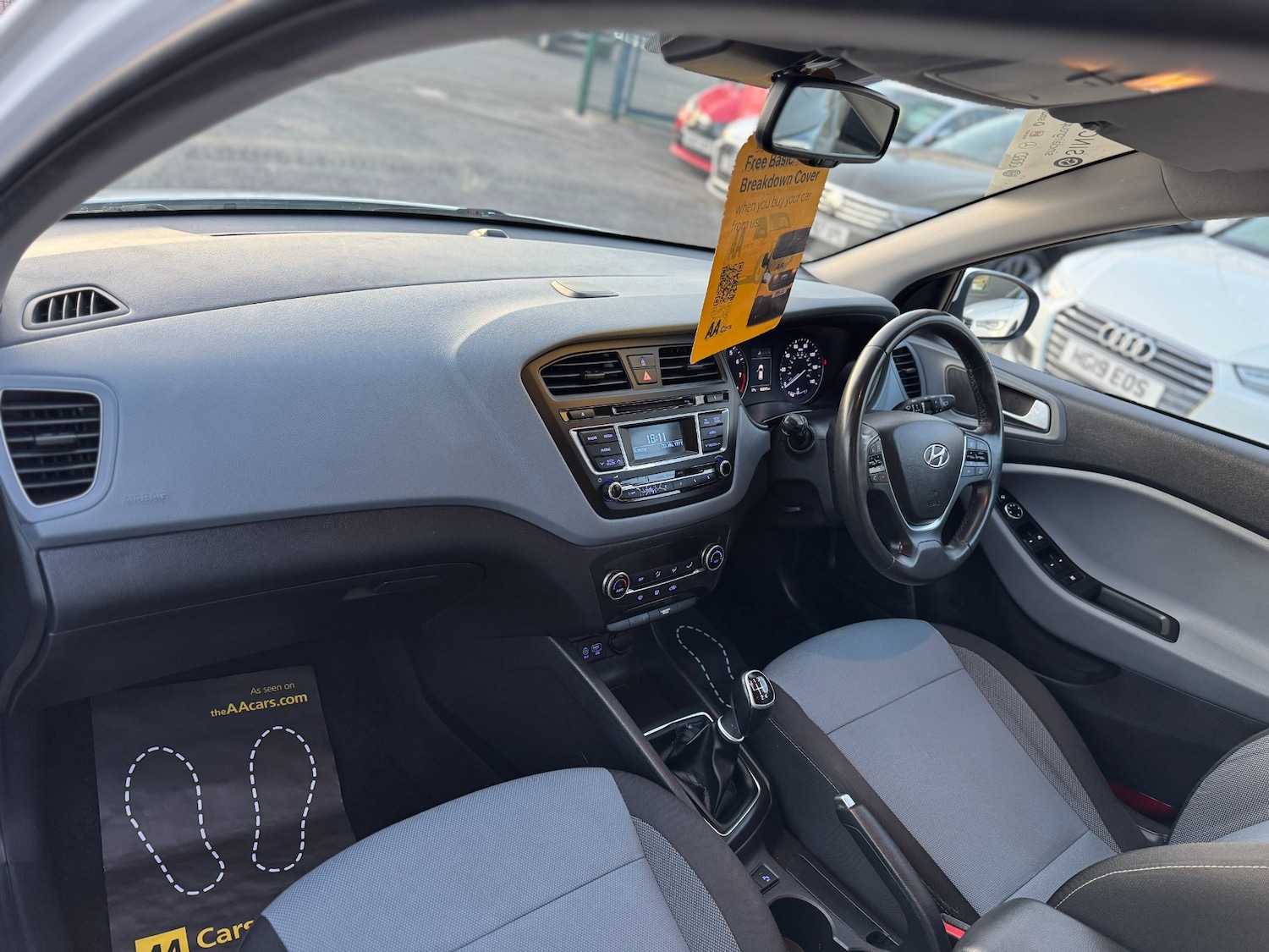 Used Hyundai i20 2016 for sale - 76507330: Photo 13