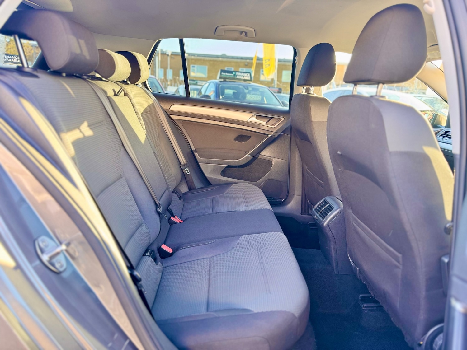 Used Volkswagen Golf 2014 for sale - 76384306: Photo 12