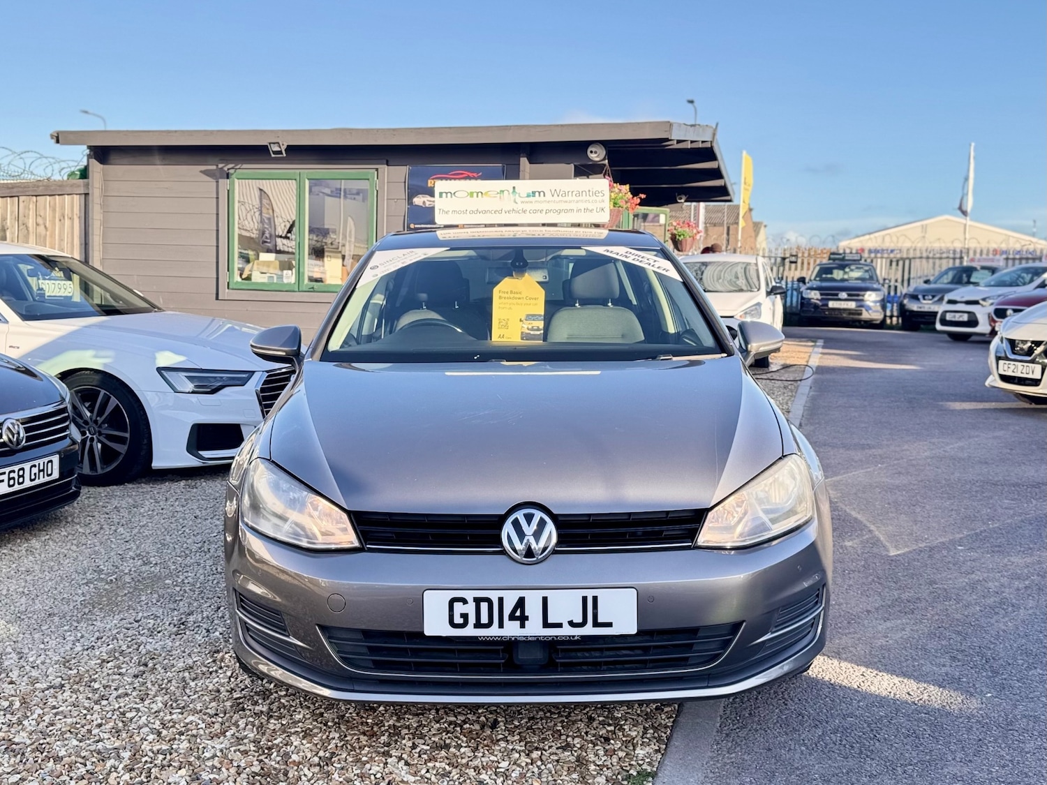 Used Volkswagen Golf 2014 for sale - 76384306: Photo 2