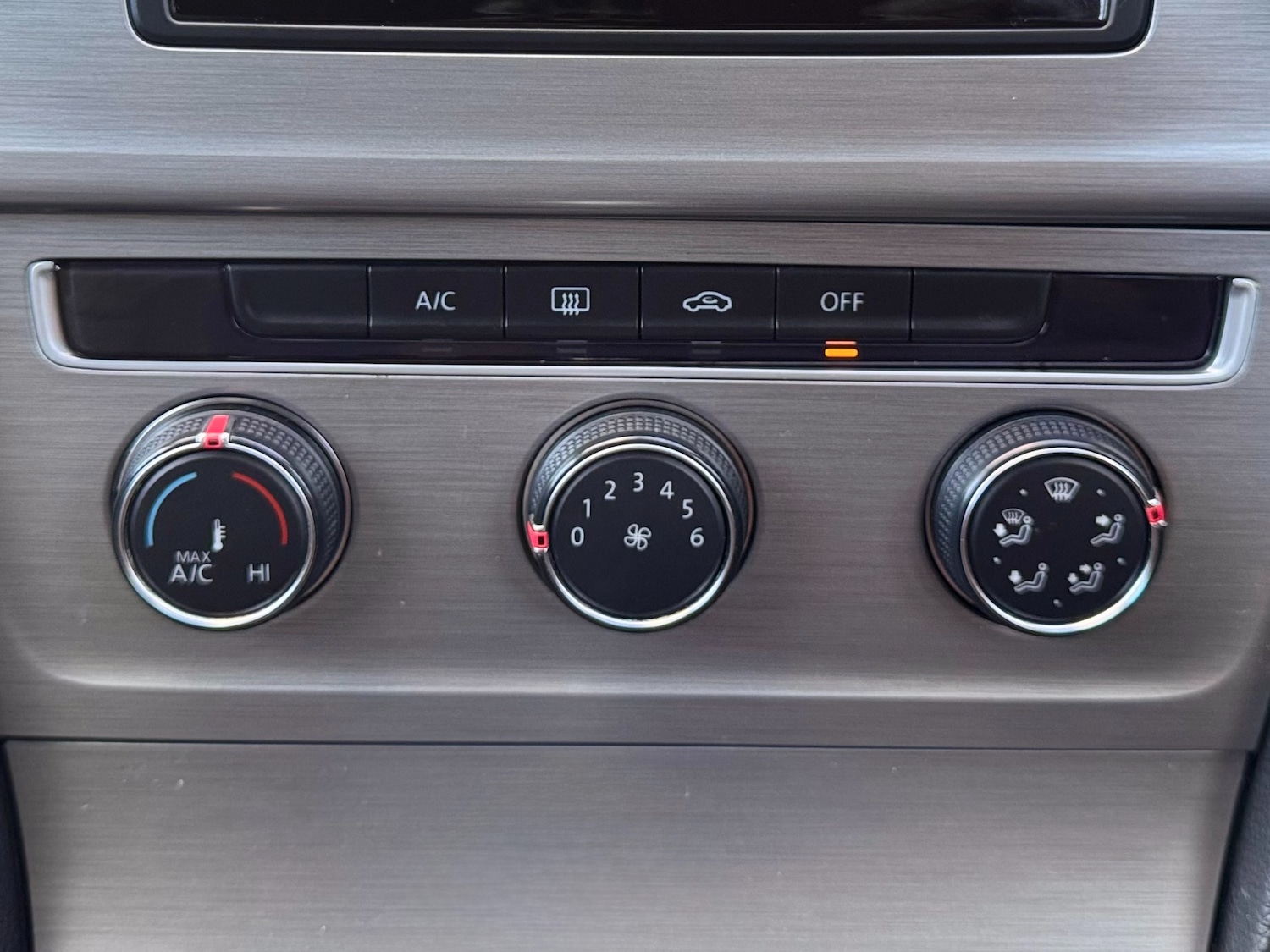 Used Volkswagen Golf 2014 for sale - 76384306: Photo 34