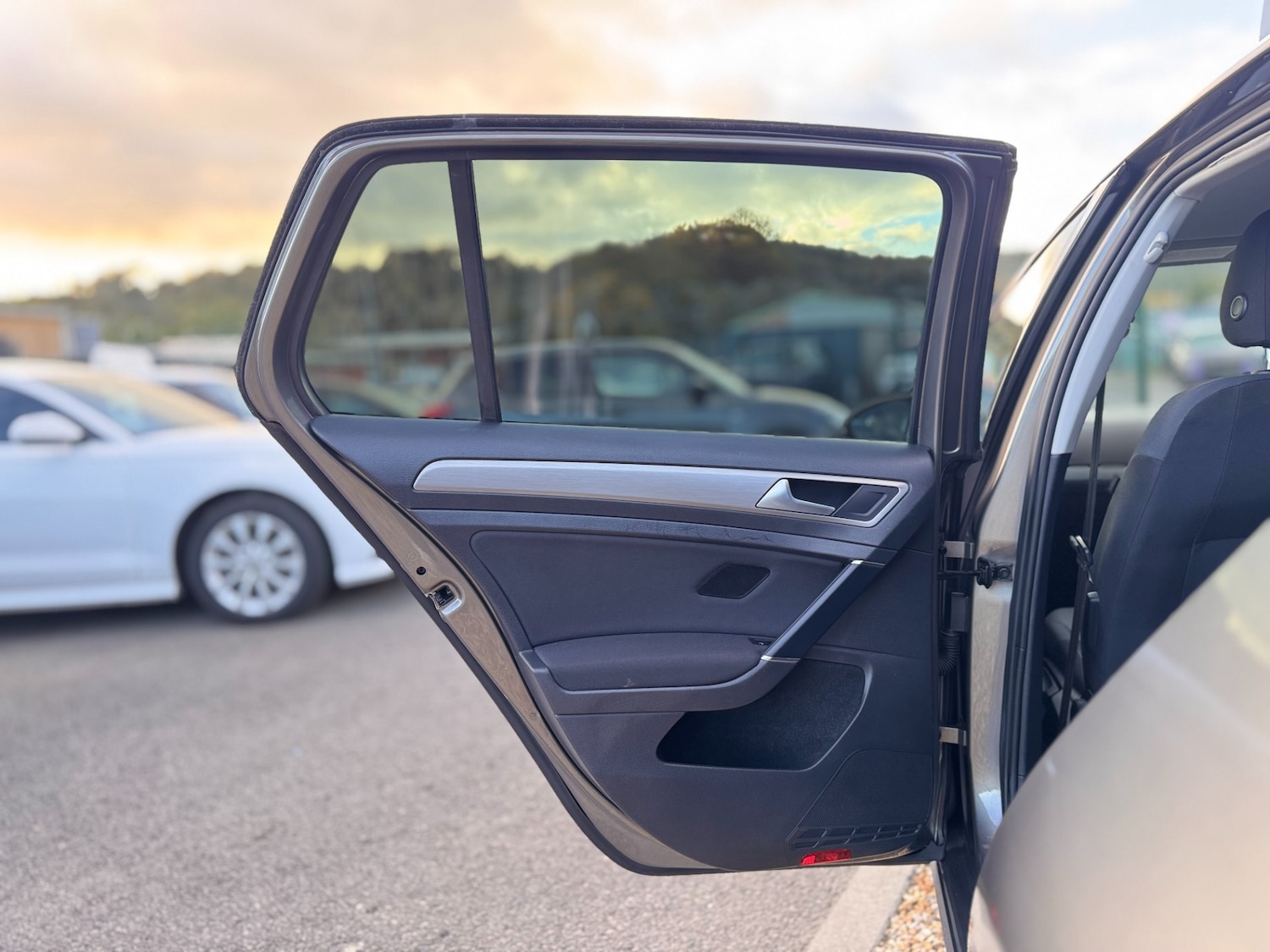 Used Volkswagen Golf 2014 for sale - 76384306: Photo 39