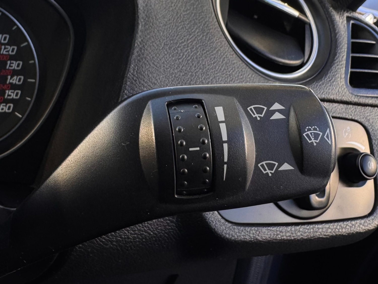 Used Ford S-Max 2015 for sale - 77051732: Photo 31