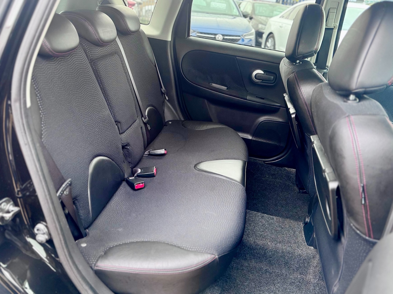 Used Nissan Note 2011 for sale - 77261471: Photo 38