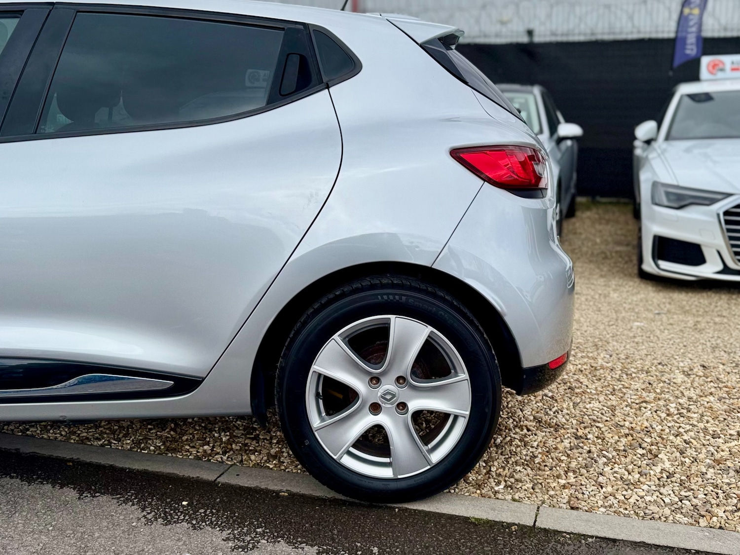 Used Renault Clio 2014 for sale - 78139223: Photo 21