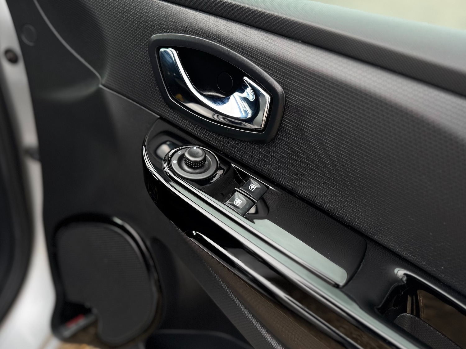 Used Renault Clio 2014 for sale - 78139223: Photo 24