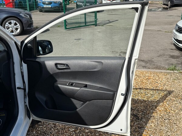 Used Kia Picanto 2018 for sale - 76321805: Photo 23