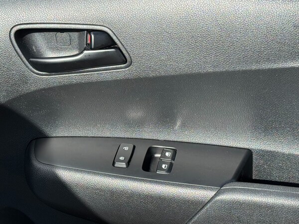 Used Kia Picanto 2018 for sale - 76321805: Photo 24