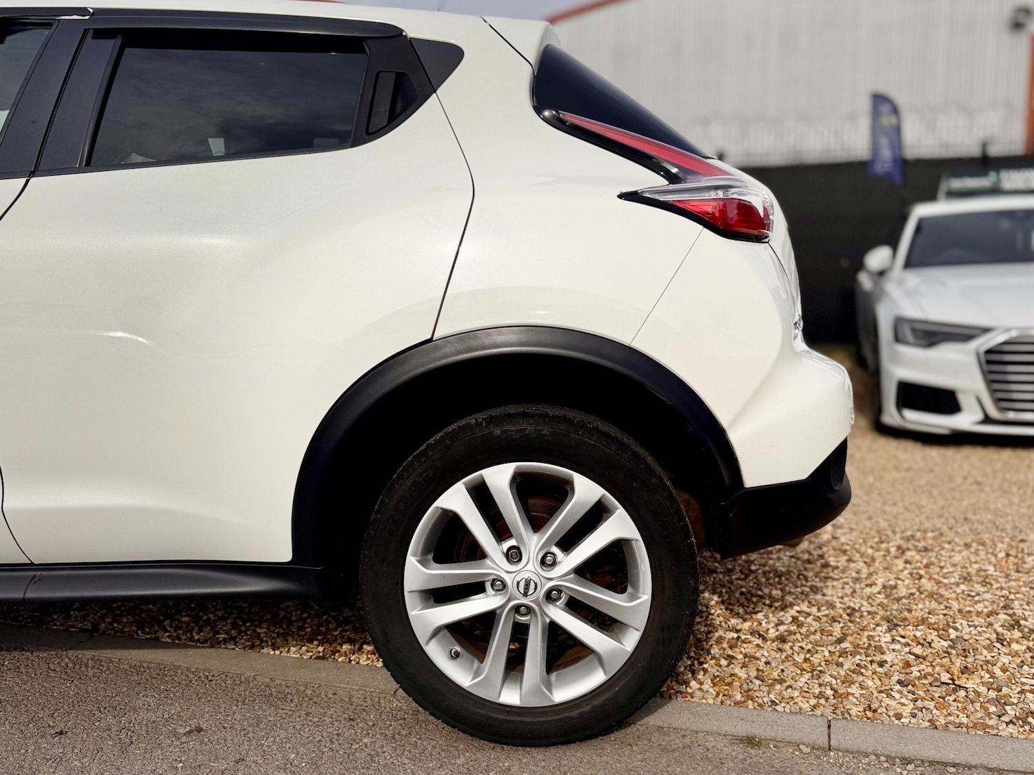 Used Nissan Juke 2014 for sale - 76762488: Photo 23