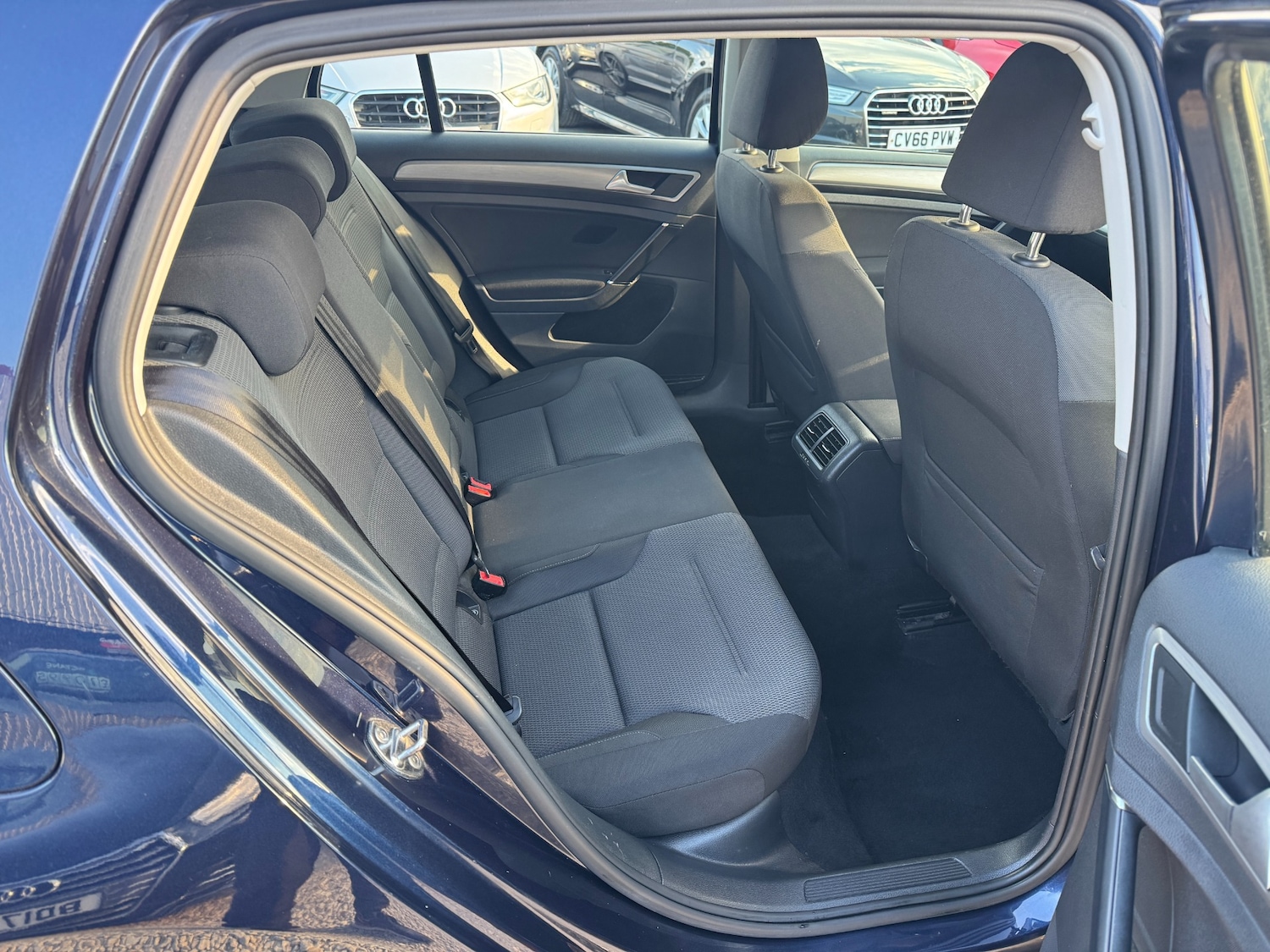 Used Volkswagen Golf 2015 for sale - 76763155: Photo 9