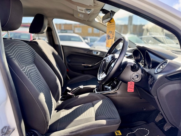 Used Ford Fiesta 2014 for sale - 76319791: Photo 9