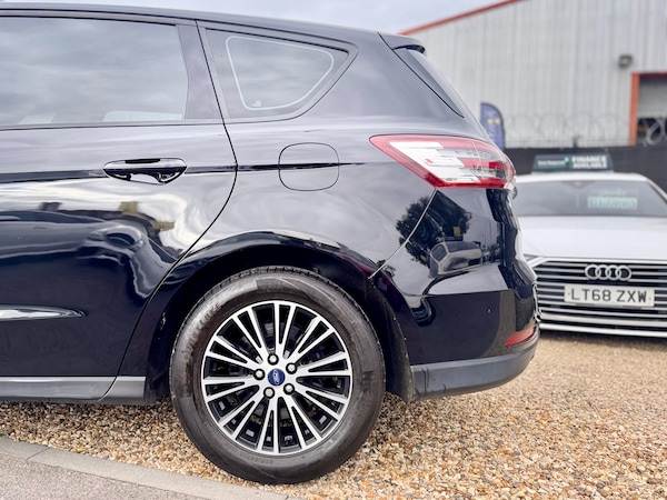 Used Ford S-Max 2016 for sale - 76236429: Photo 24
