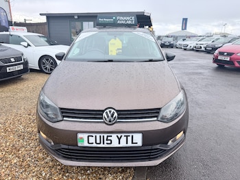 Used Volkswagen Polo 2015 for sale - 78454409: Photo
