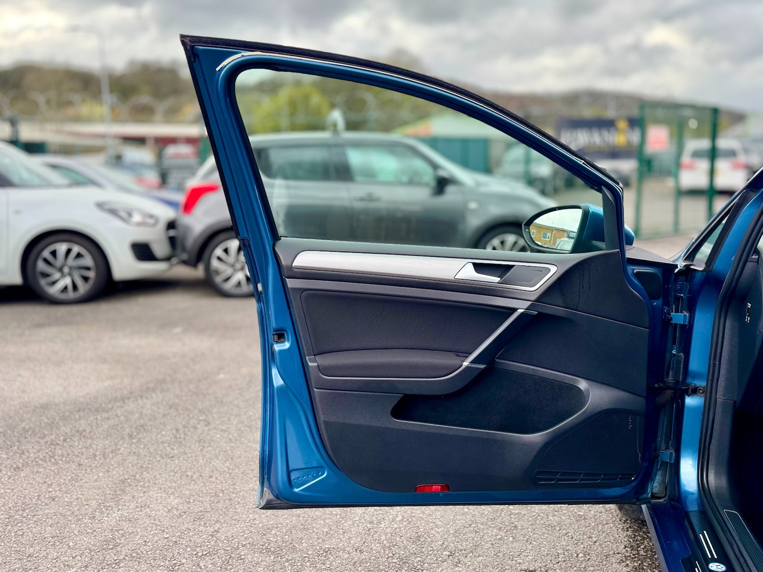 Used Volkswagen Golf 2014 for sale - 78139333: Photo 41