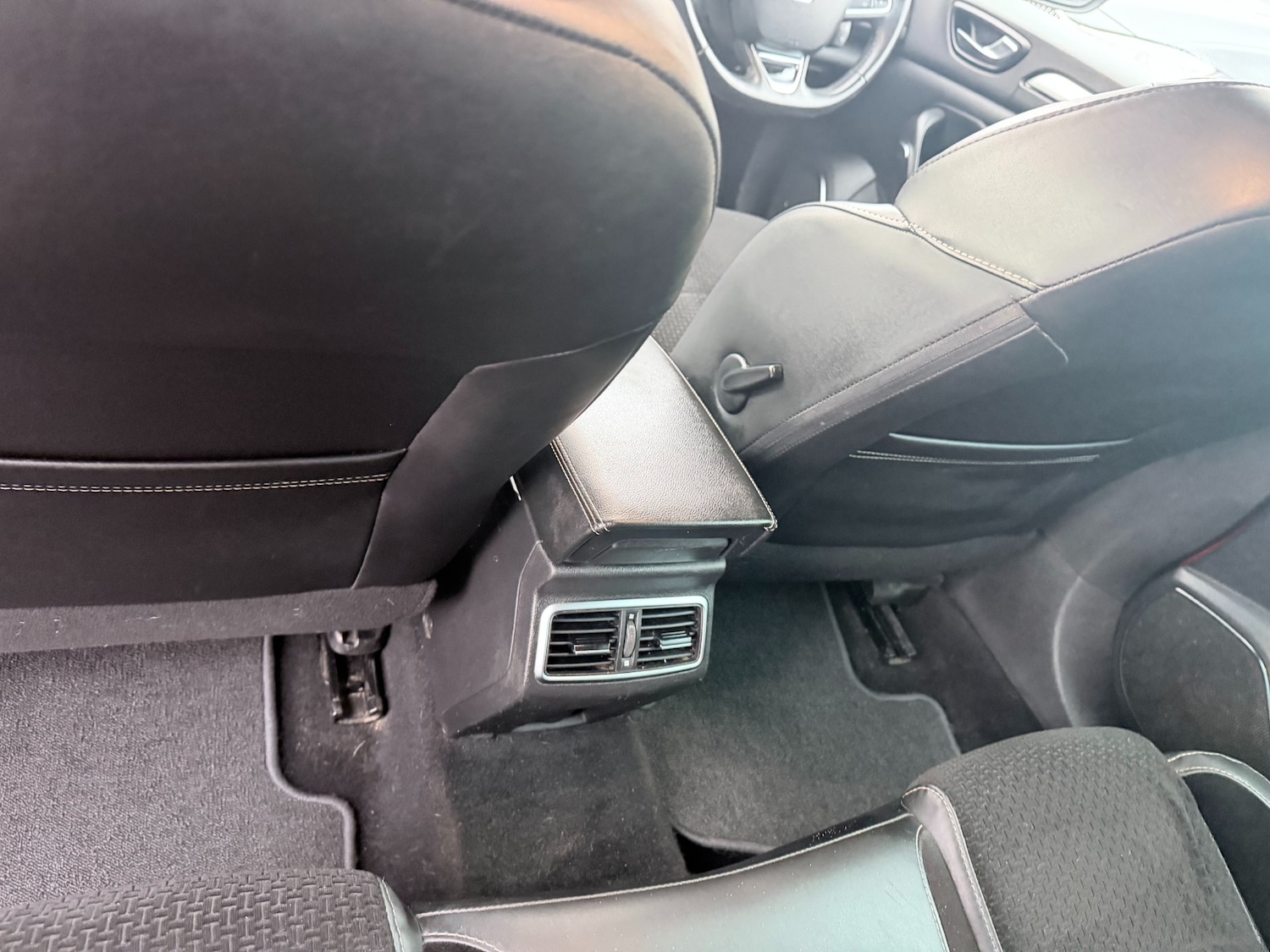 Used Renault Megane 2016 for sale - 77984963: Photo 33