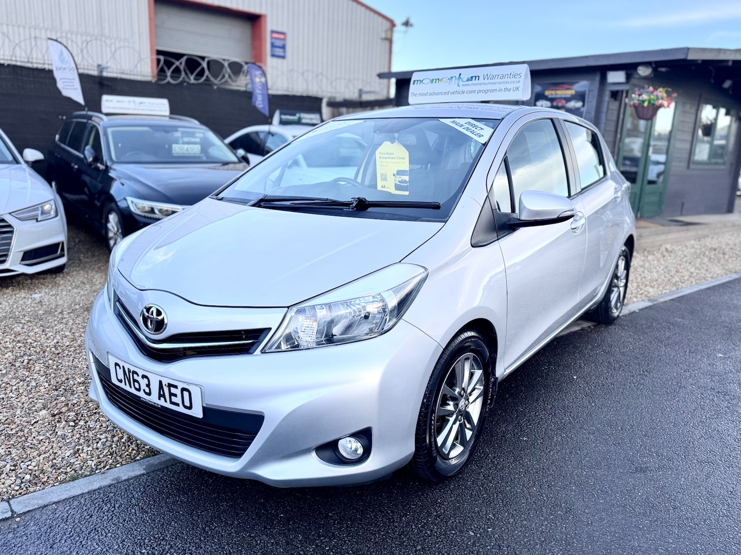 Used Toyota Yaris 2014 for sale - 77324660: Photo 17