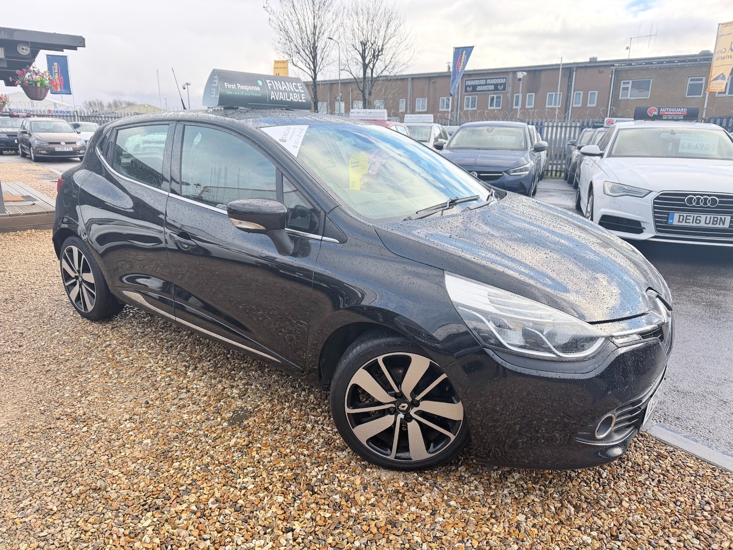 Used Renault Clio 2015 for sale - 78144549: Photo 1