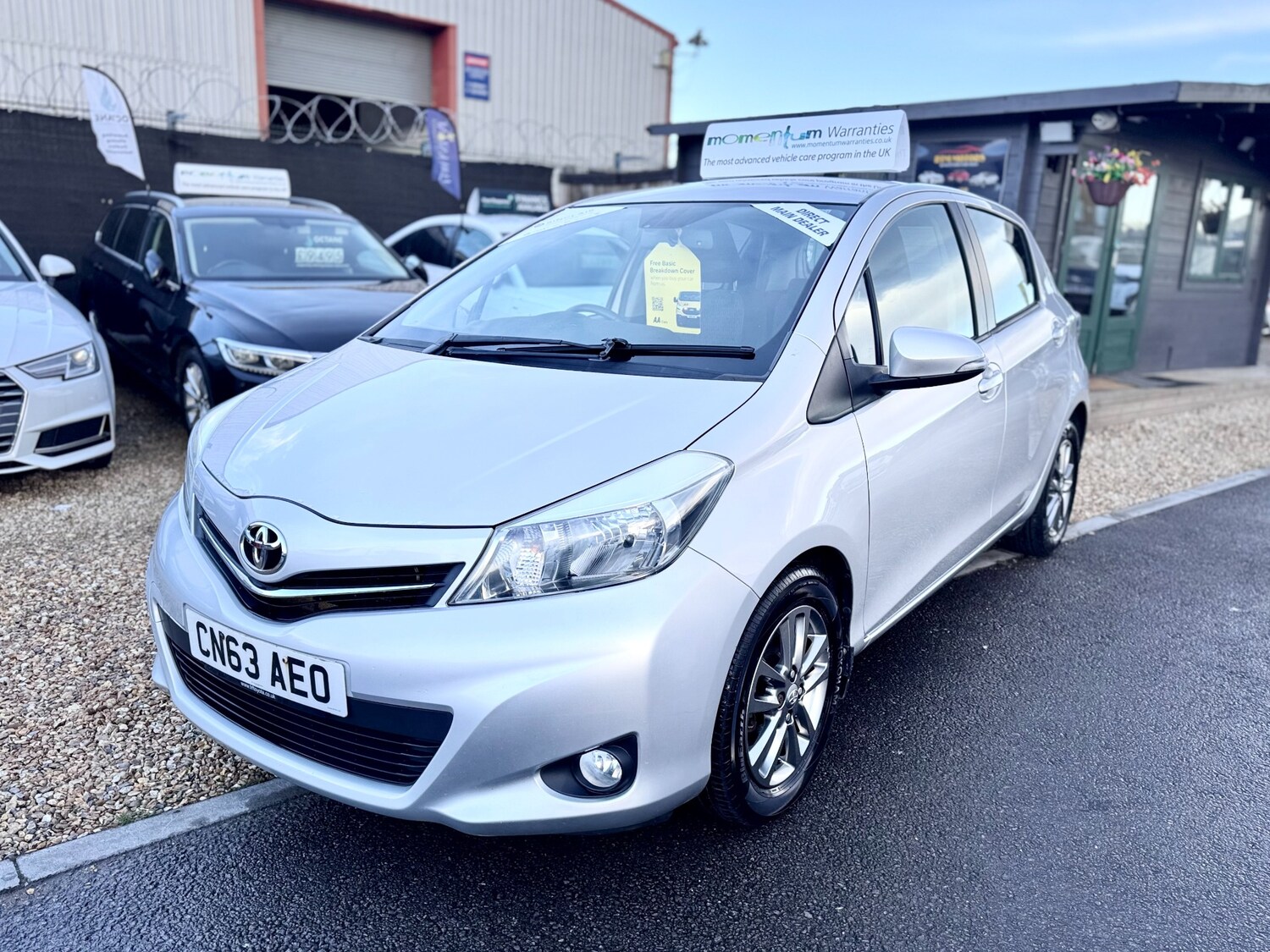 Used Toyota Yaris 2014 for sale - 77461642: Photo 17