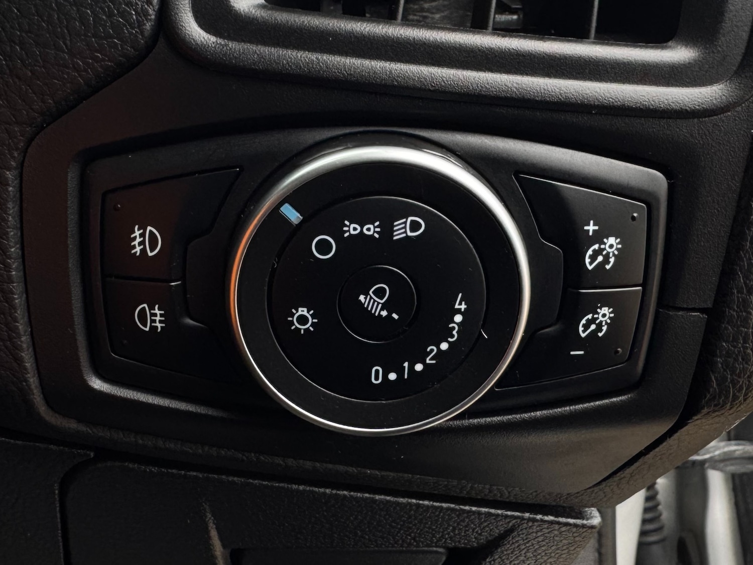 Used Ford Focus 2017 for sale - 78124804: Photo 27