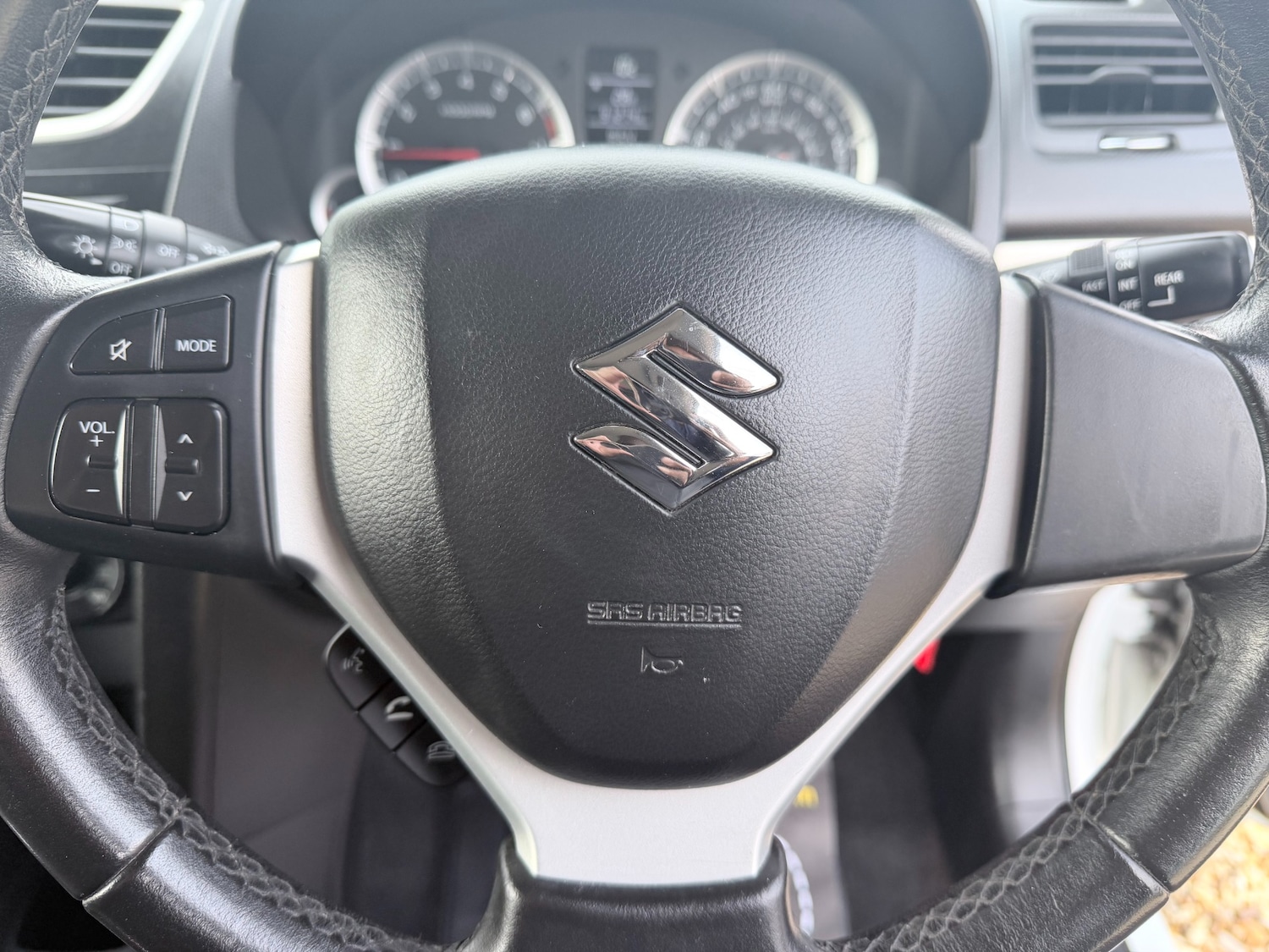 Used Suzuki Swift 2013 for sale - 78027129: Photo 28