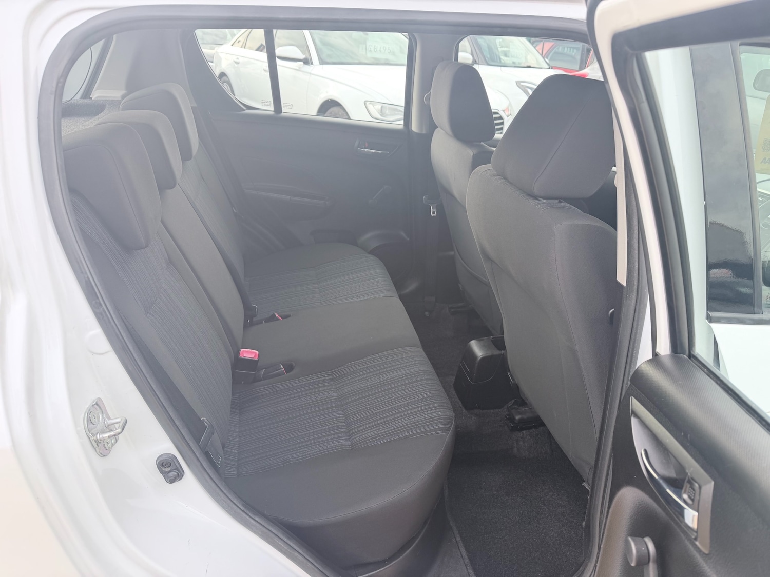 Used Suzuki Swift 2013 for sale - 78027129: Photo 9