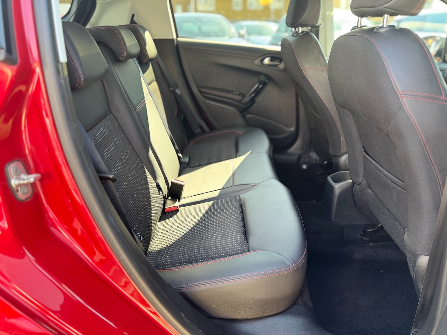 Used Peugeot 208 2018 for sale - 78083834: Photo 39