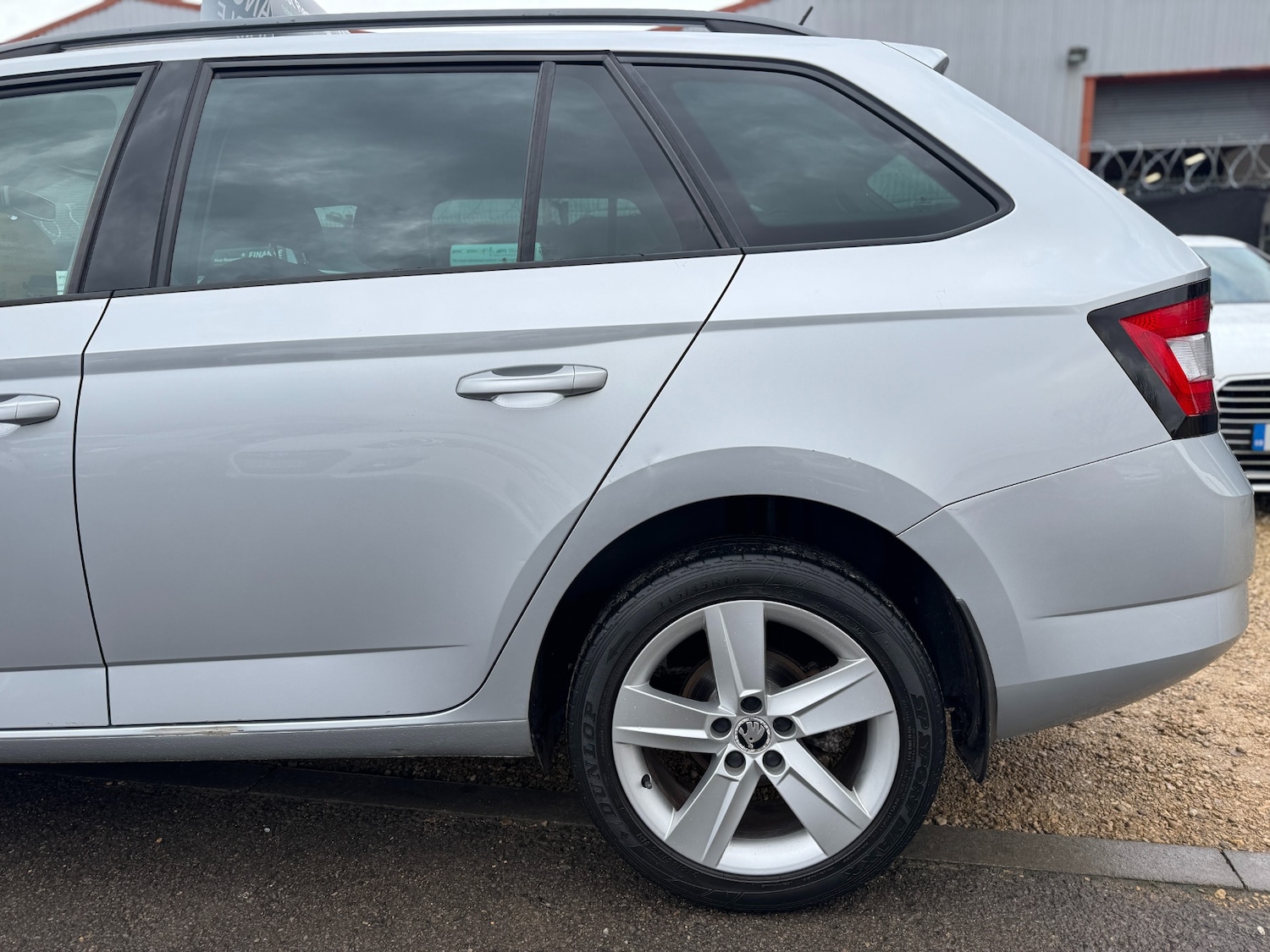 Vehicle 21