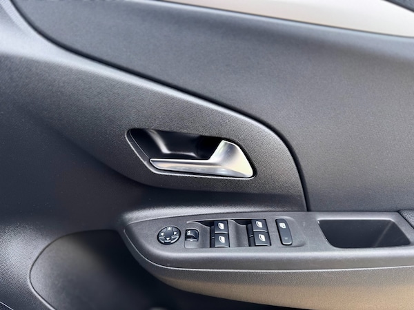 Used Vauxhall Corsa 2021 for sale - 76237102: Photo 26