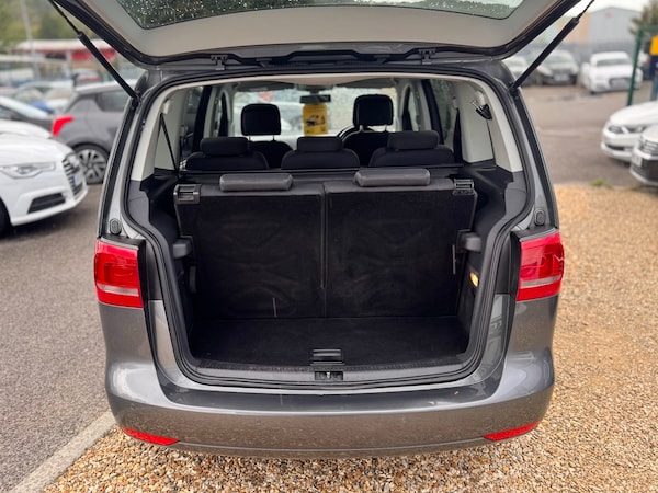 Used Volkswagen Touran 2015 for sale - 76236456: Photo 21