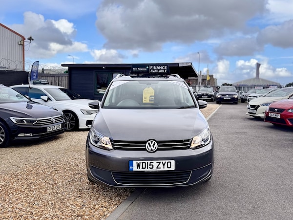 Used Volkswagen Touran 2015 for sale - 76236456: Photo 2