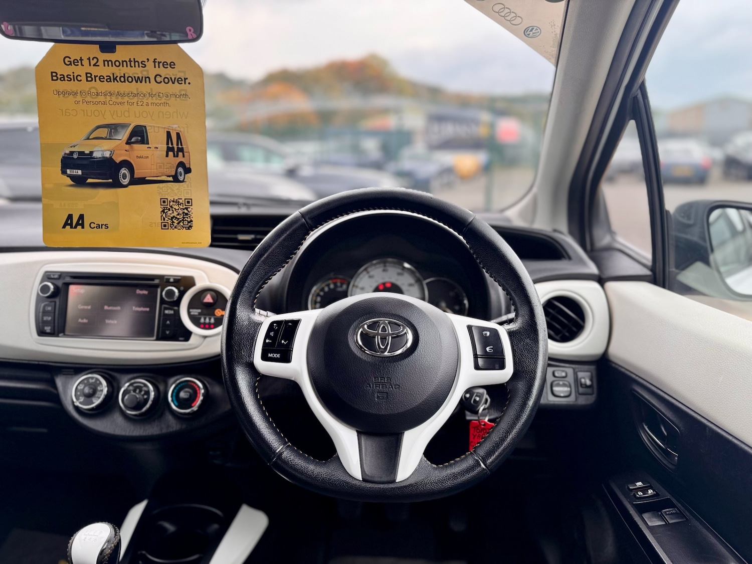 Used Toyota Yaris 2013 for sale - 76534105: Photo 11