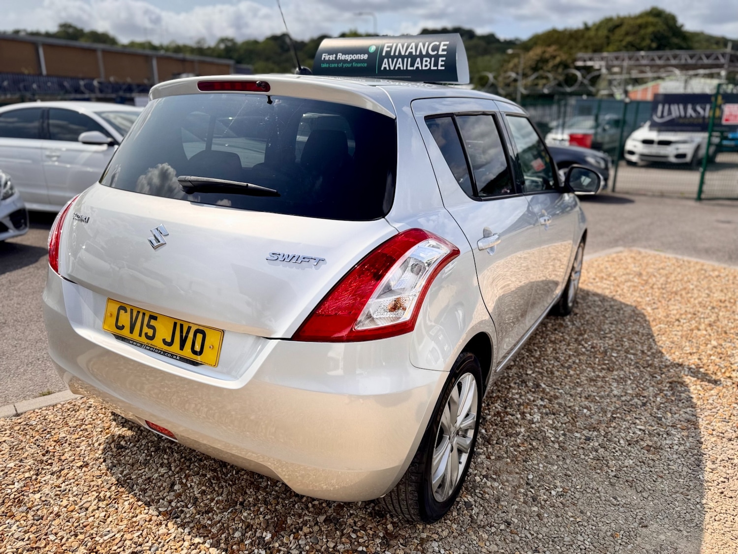 Used Suzuki Swift 2015 for sale - 76104684: Photo 15