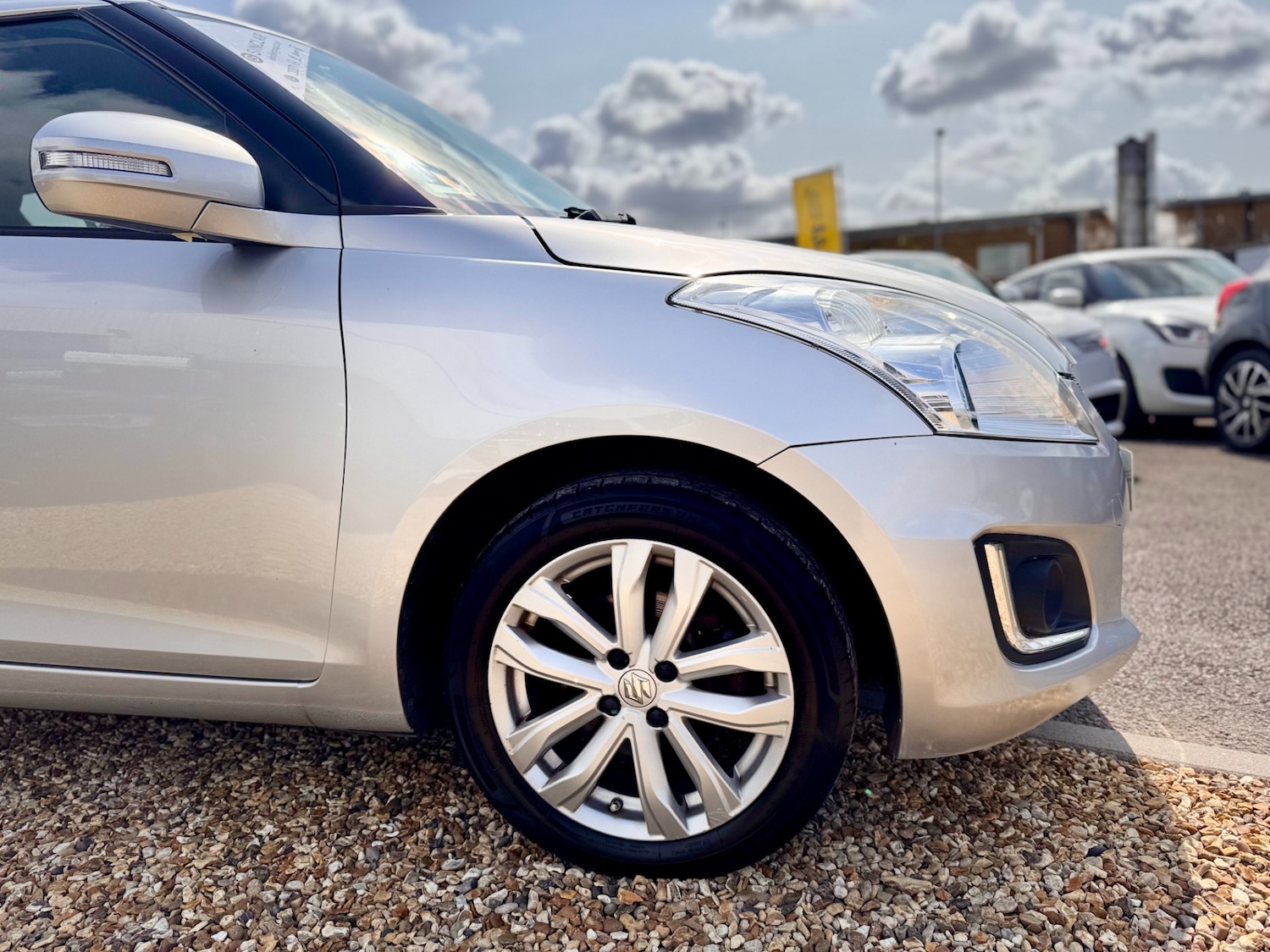 Used Suzuki Swift 2015 for sale - 76104684: Photo 21