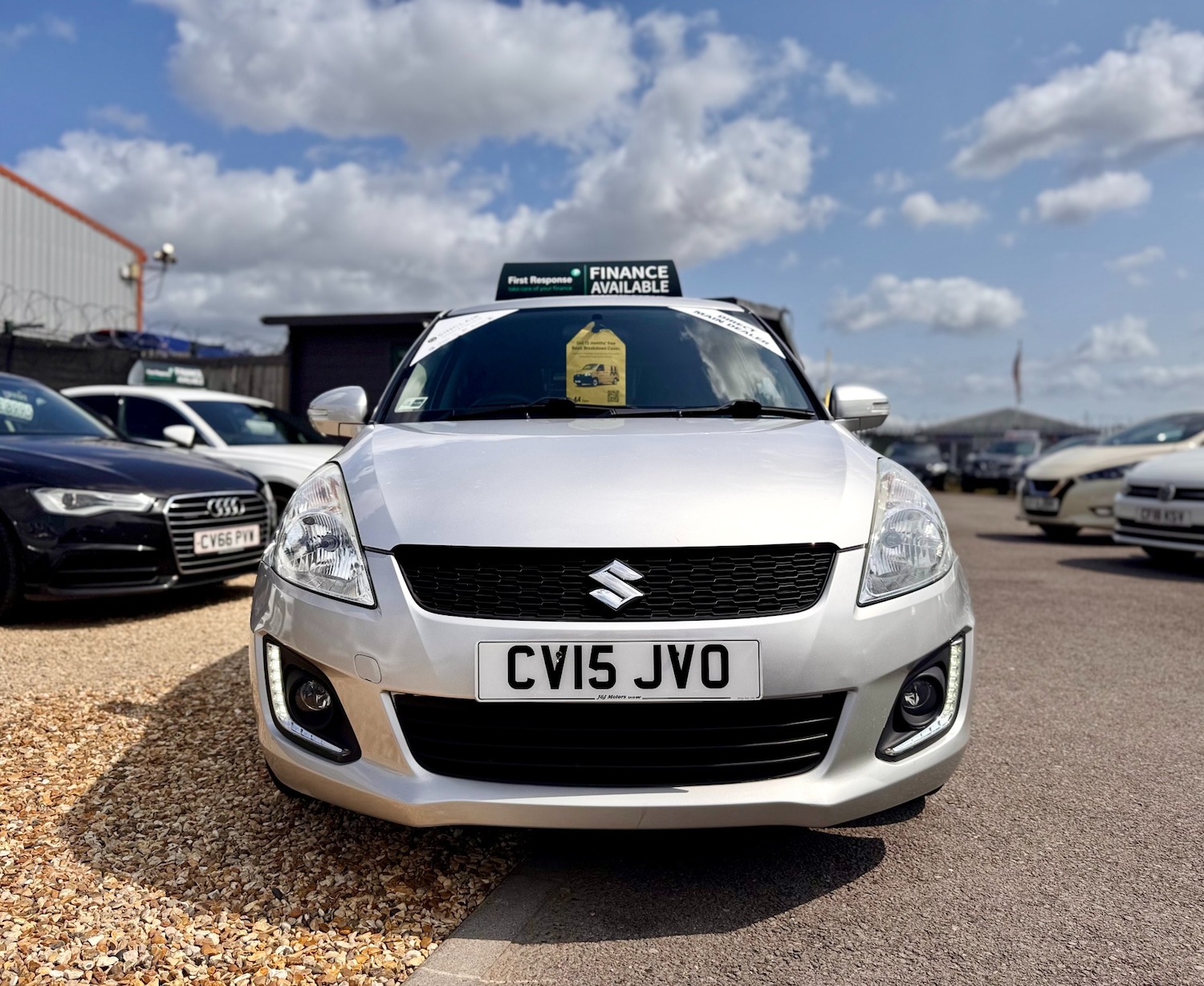 Used Suzuki Swift 2015 for sale - 76104684: Photo 52