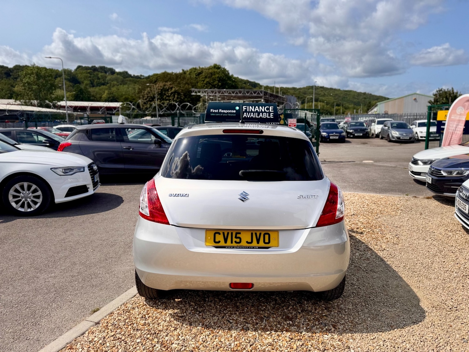 Used Suzuki Swift 2015 for sale - 76104684: Photo 7