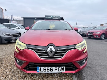 Used Renault Megane 2016 for sale - 77689514: Photo