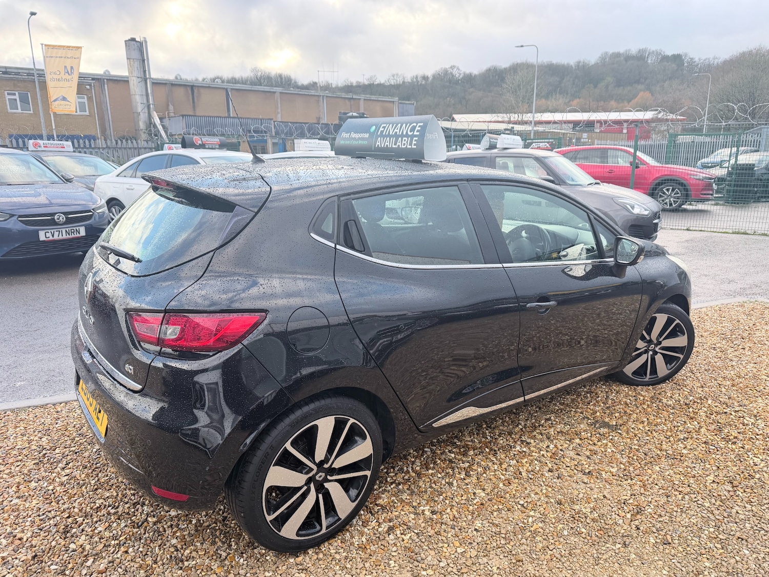 Used Renault Clio 2015 for sale - 77716585: Photo 5