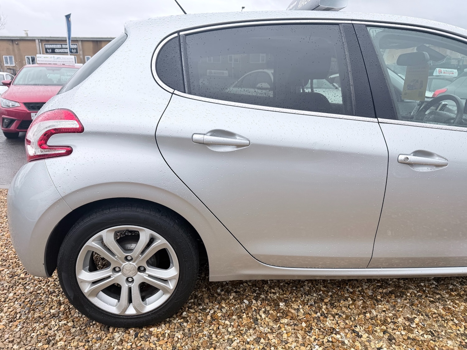 Used Peugeot 208 2013 for sale - 77476629: Photo 20