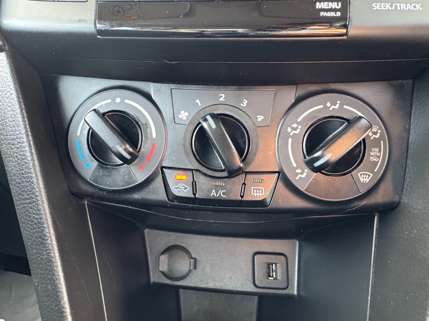 Used Suzuki Swift 2015 for sale - 78107946: Photo 34