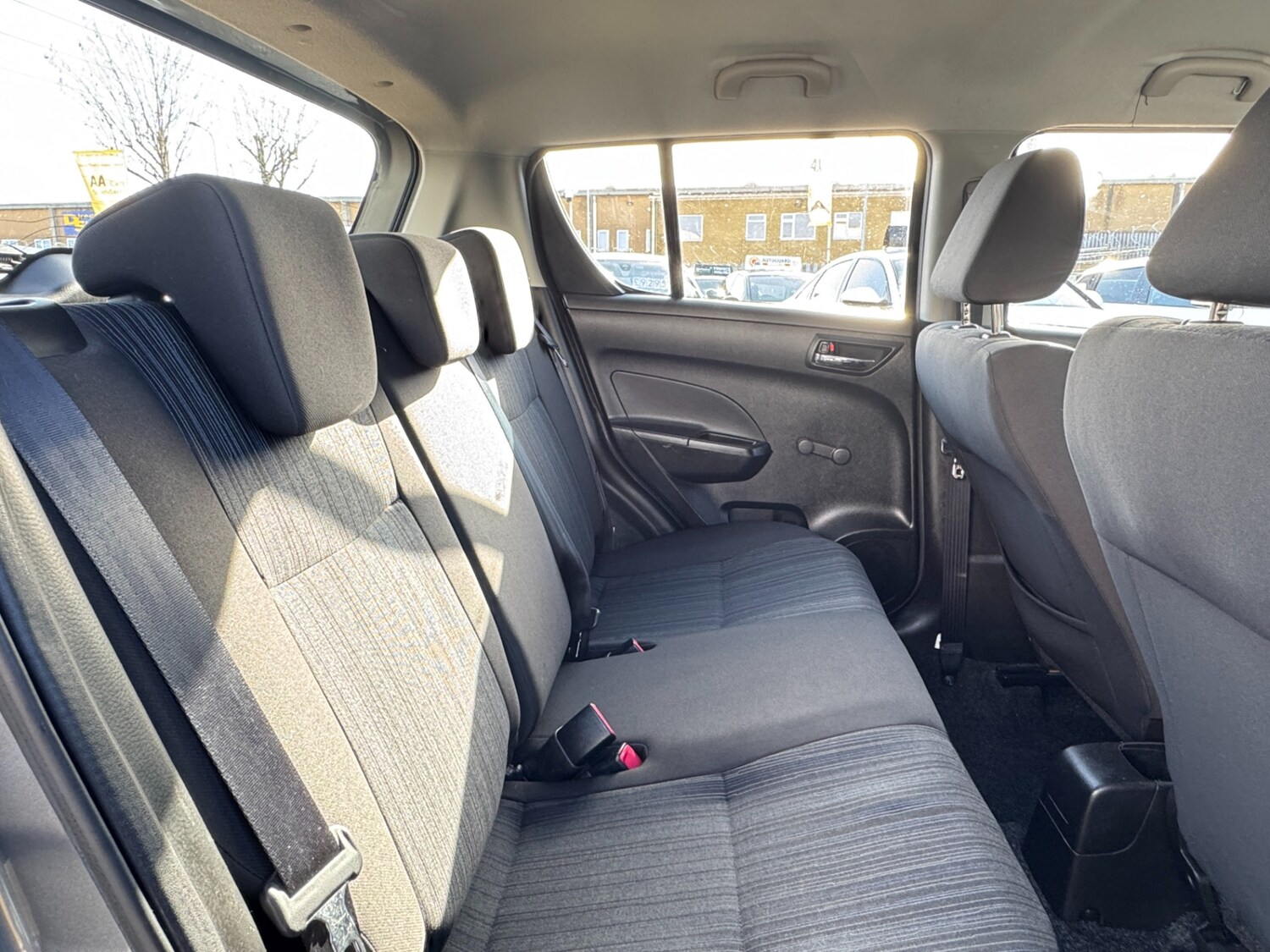 Used Suzuki Swift 2015 for sale - 78107946: Photo 38