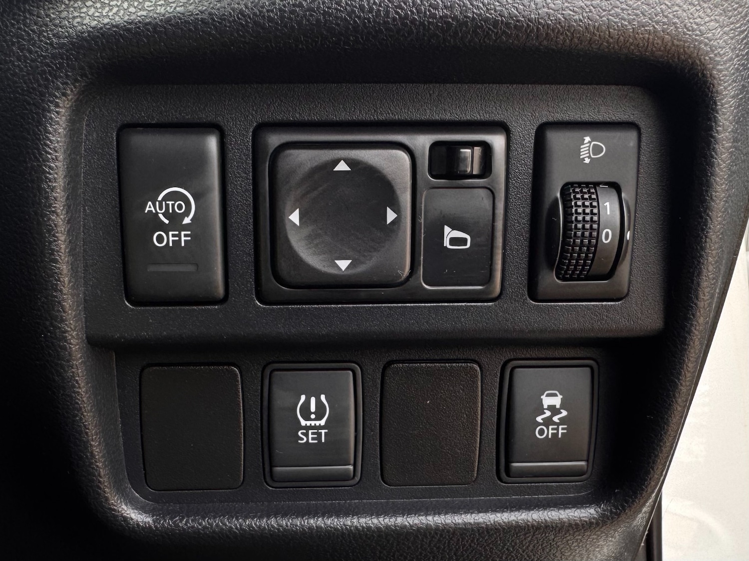 Used Nissan Juke 2014 for sale - 76157364: Photo 27