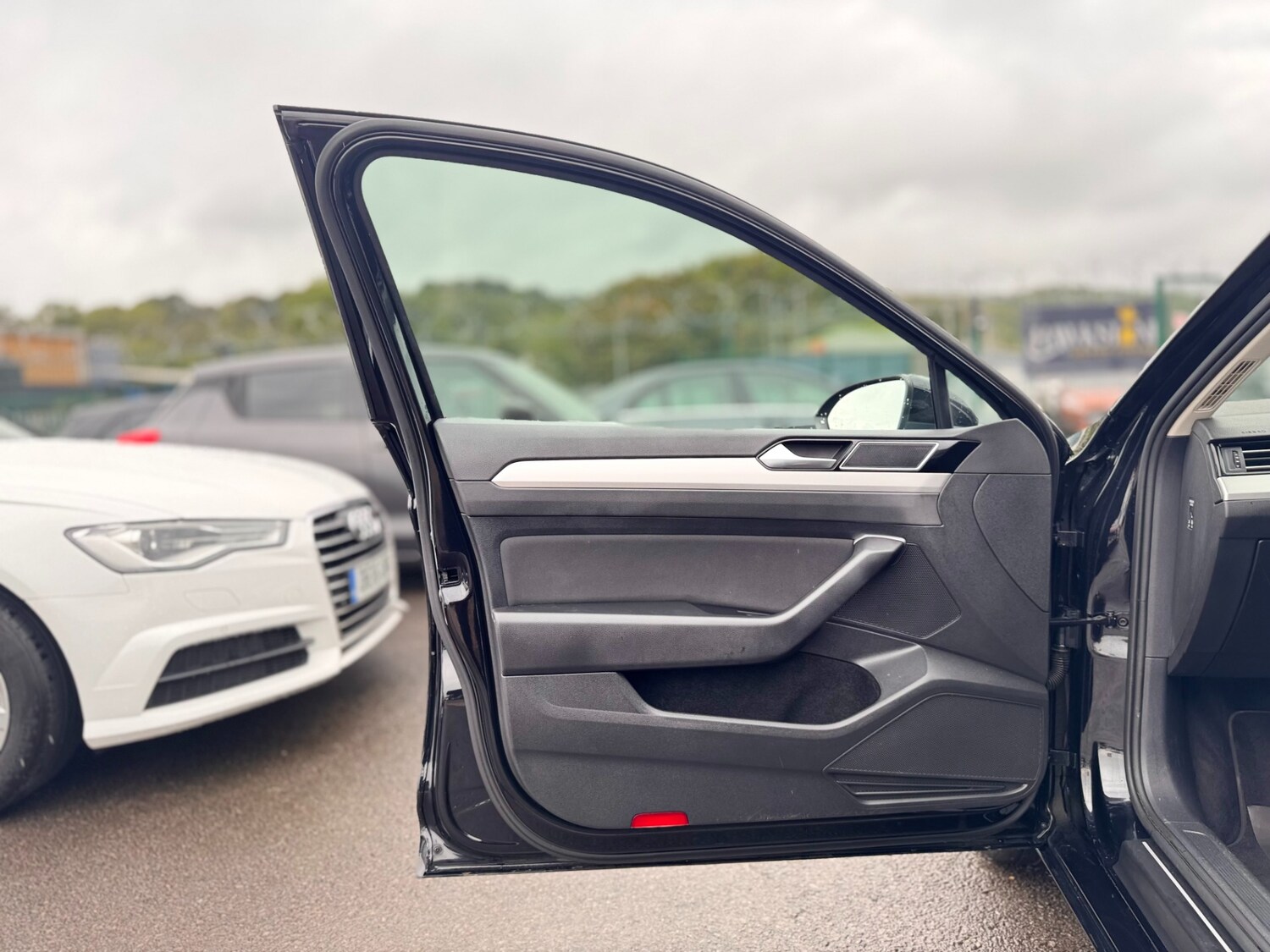 Used Volkswagen Passat 2018 for sale - 76545502: Photo 44