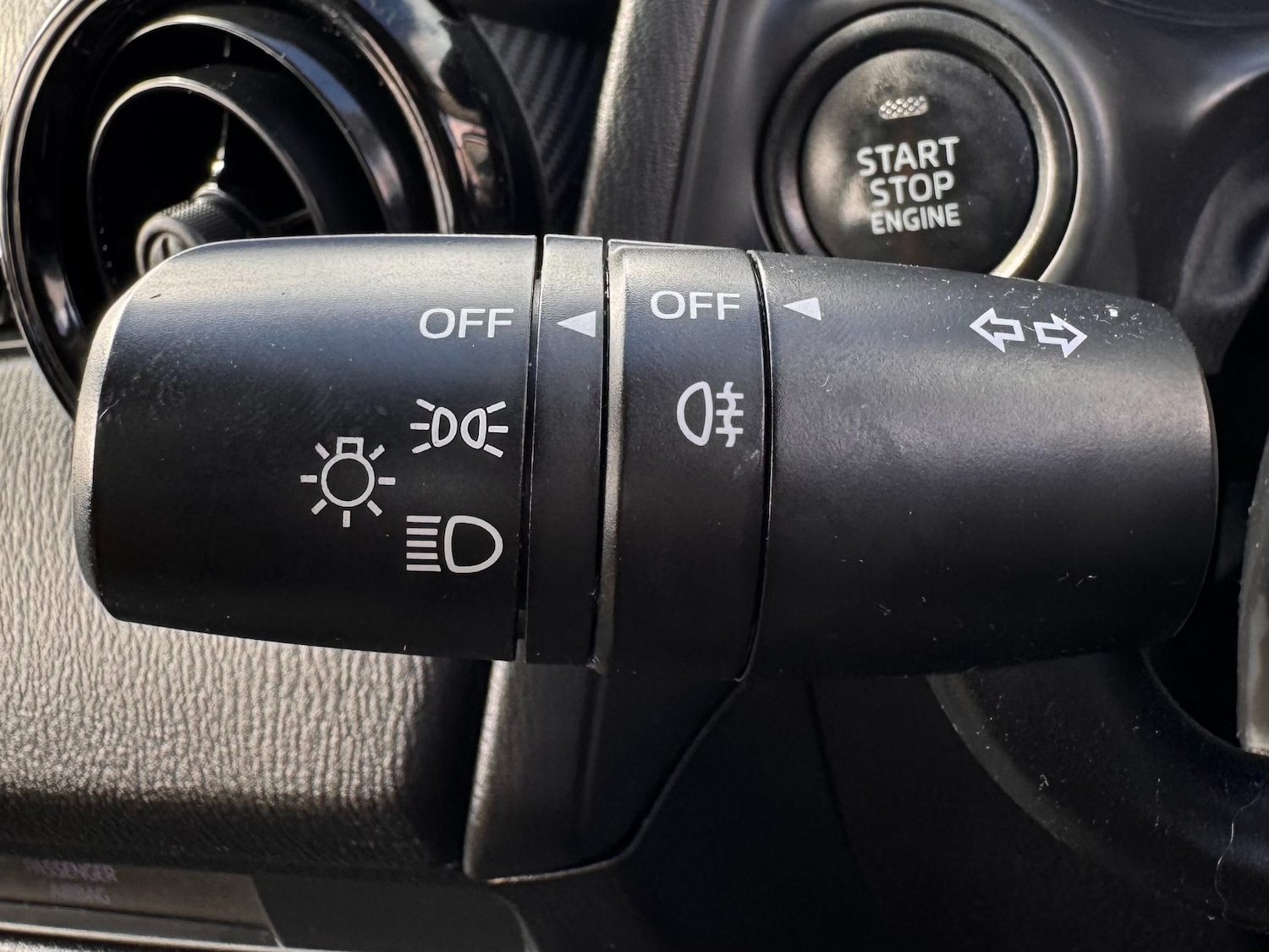 Used Mazda Mazda2 2015 for sale - 77168491: Photo 32