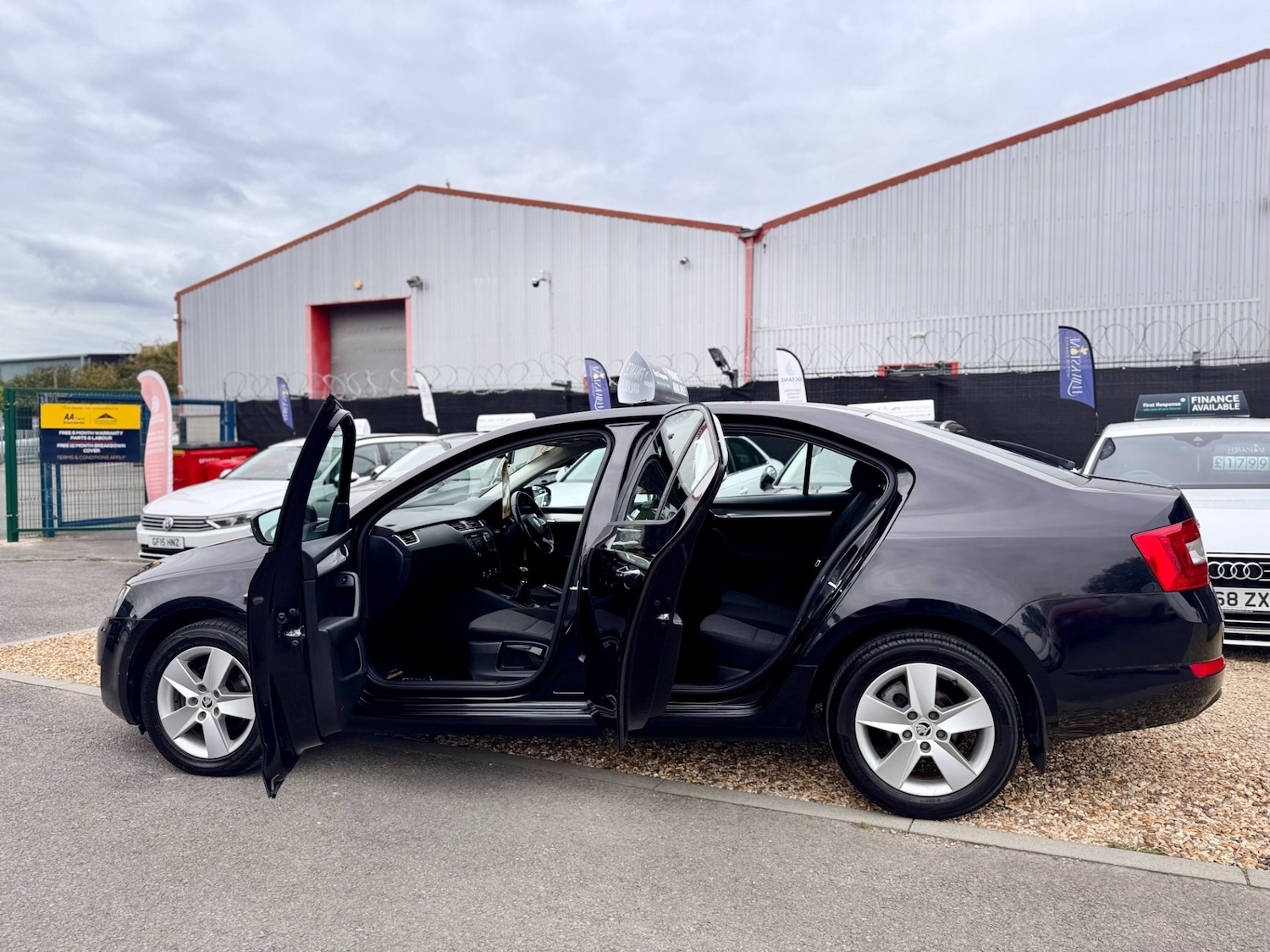 Used Skoda Octavia 2014 for sale - 76598802: Photo 41