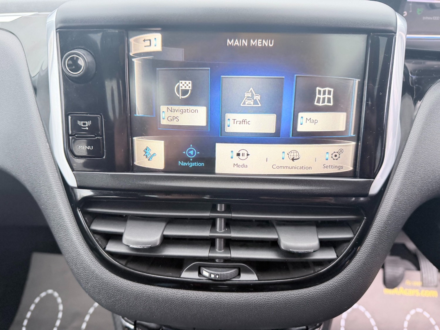 Used Peugeot 208 2013 for sale - 77760559: Photo 32