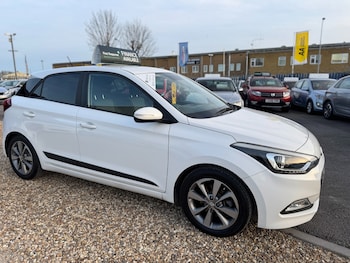 Used Hyundai i20 2016 for sale - 78484796: Photo