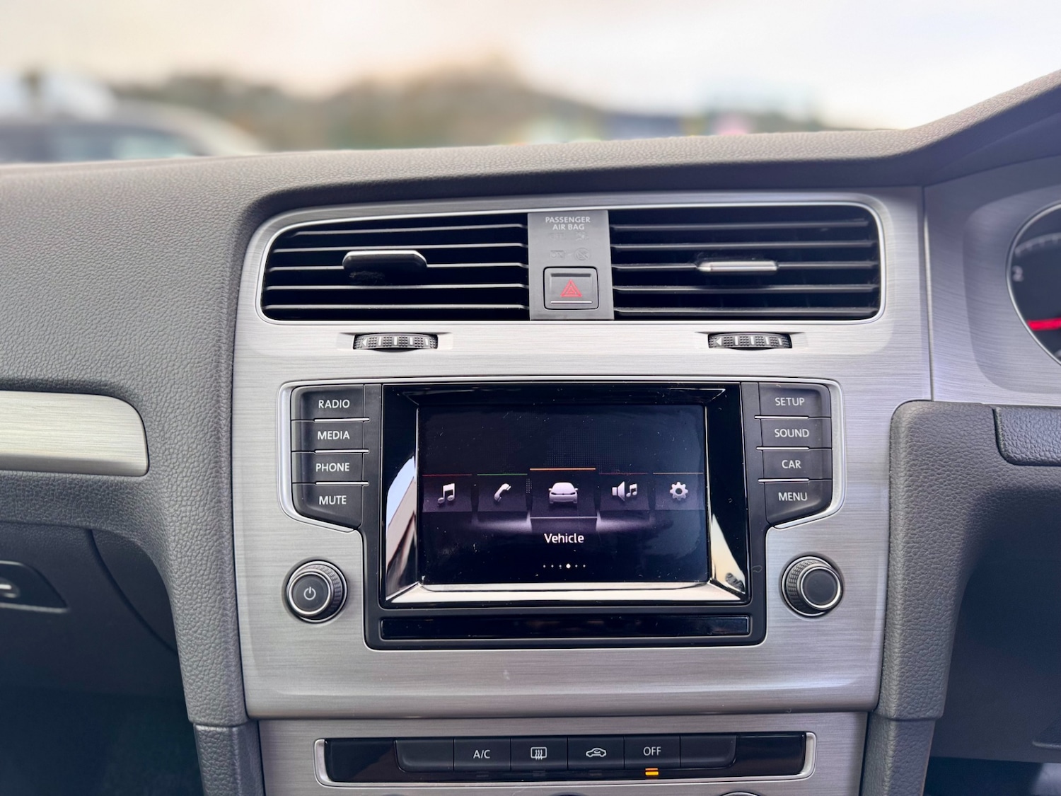 Used Volkswagen Golf 2015 for sale - 76763340: Photo 33