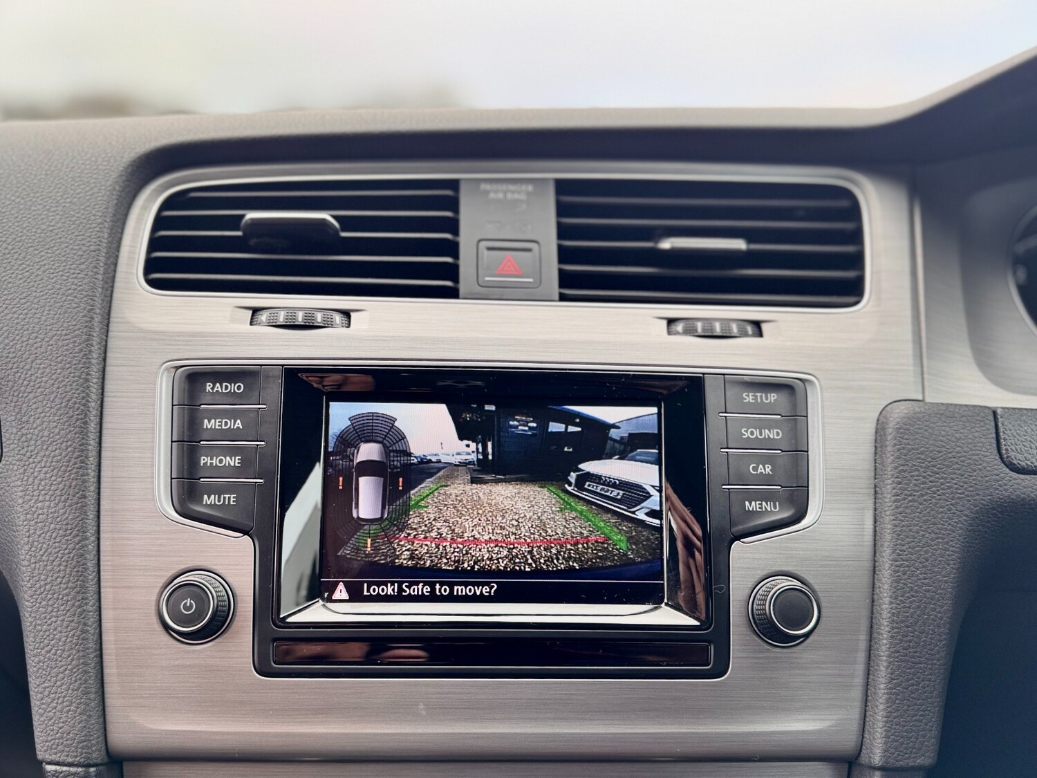 Used Volkswagen Golf 2015 for sale - 76763340: Photo 34