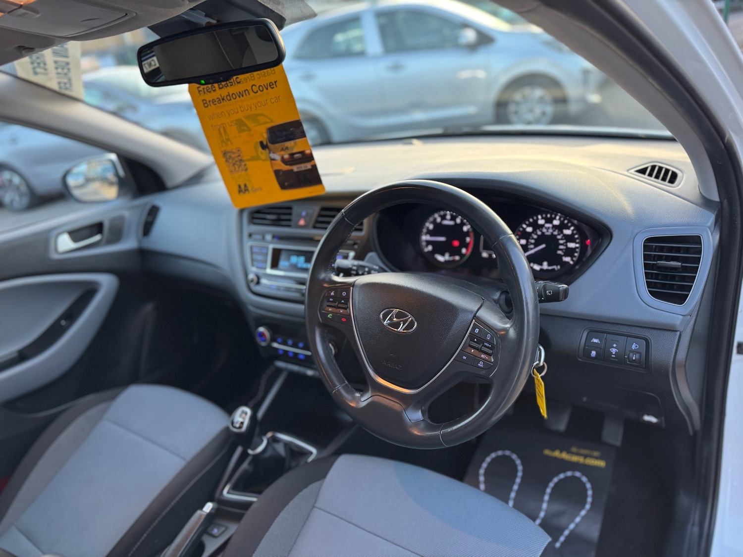 Used Hyundai i20 2016 for sale - 76576826: Photo 32