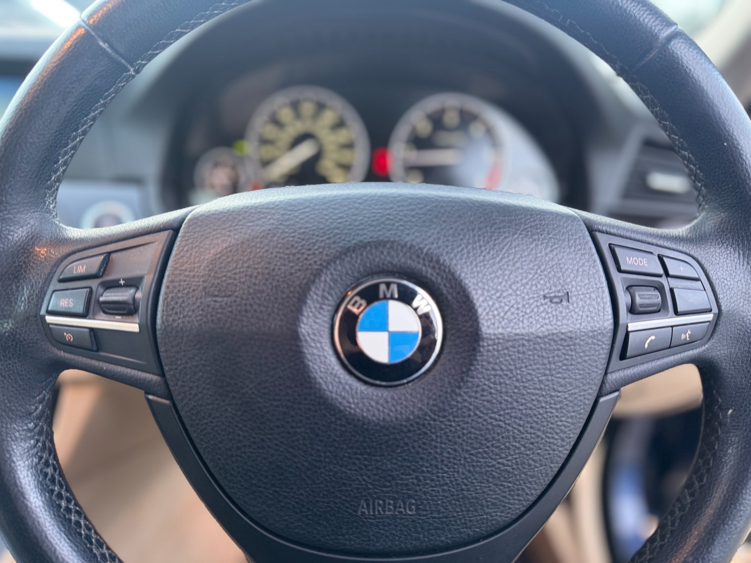 Used BMW 5 Series 2012 for sale - 76192523: Photo 32